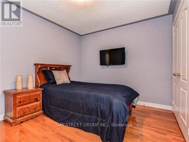 43 LARKMEAD CRESCENT - Photo 15