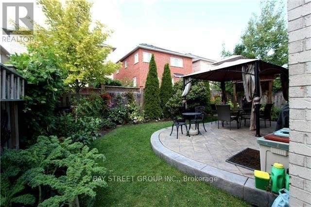43 LARKMEAD CRESCENT - Photo 16