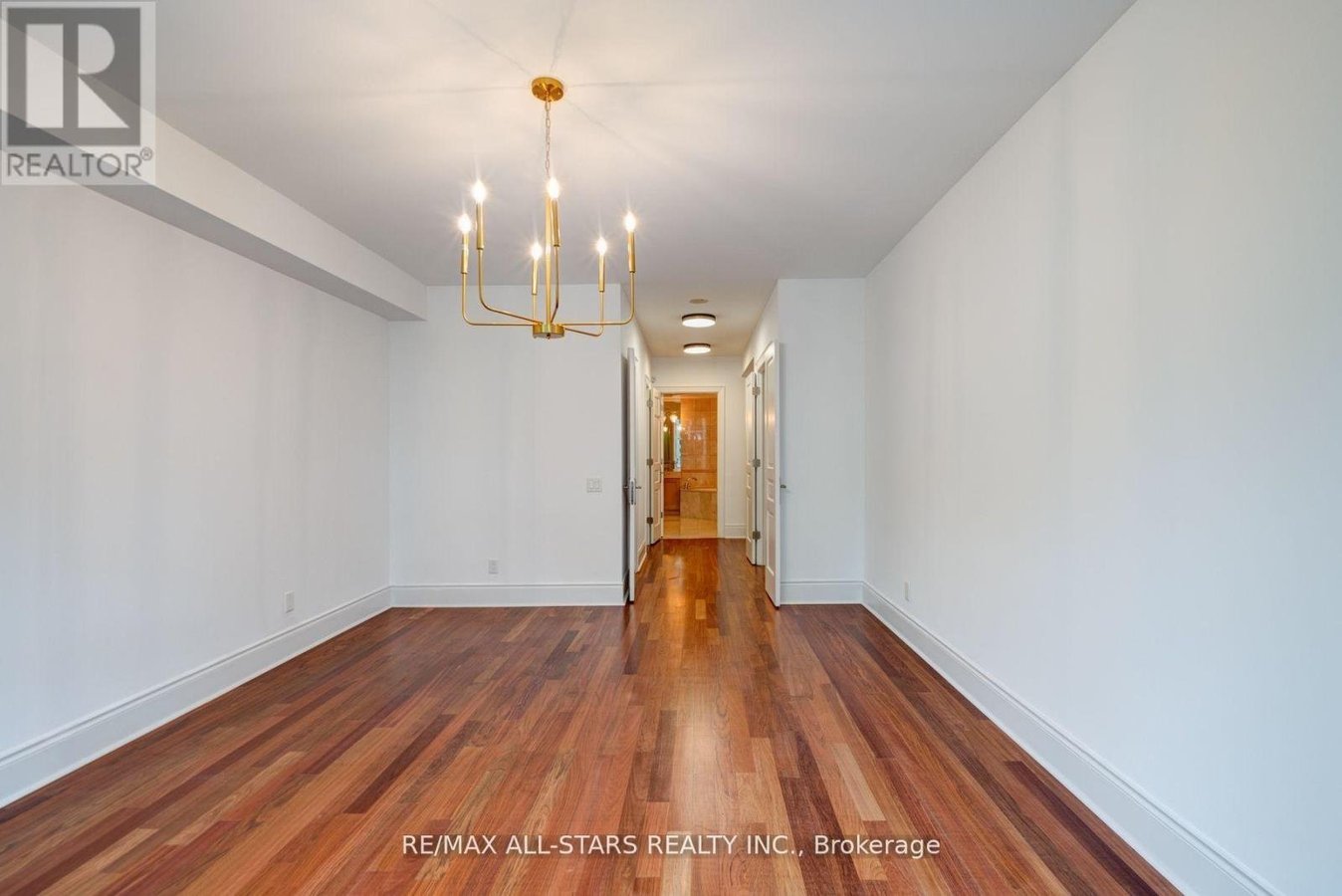 211 - 7071 BAYVIEW AVENUE - Photo 24