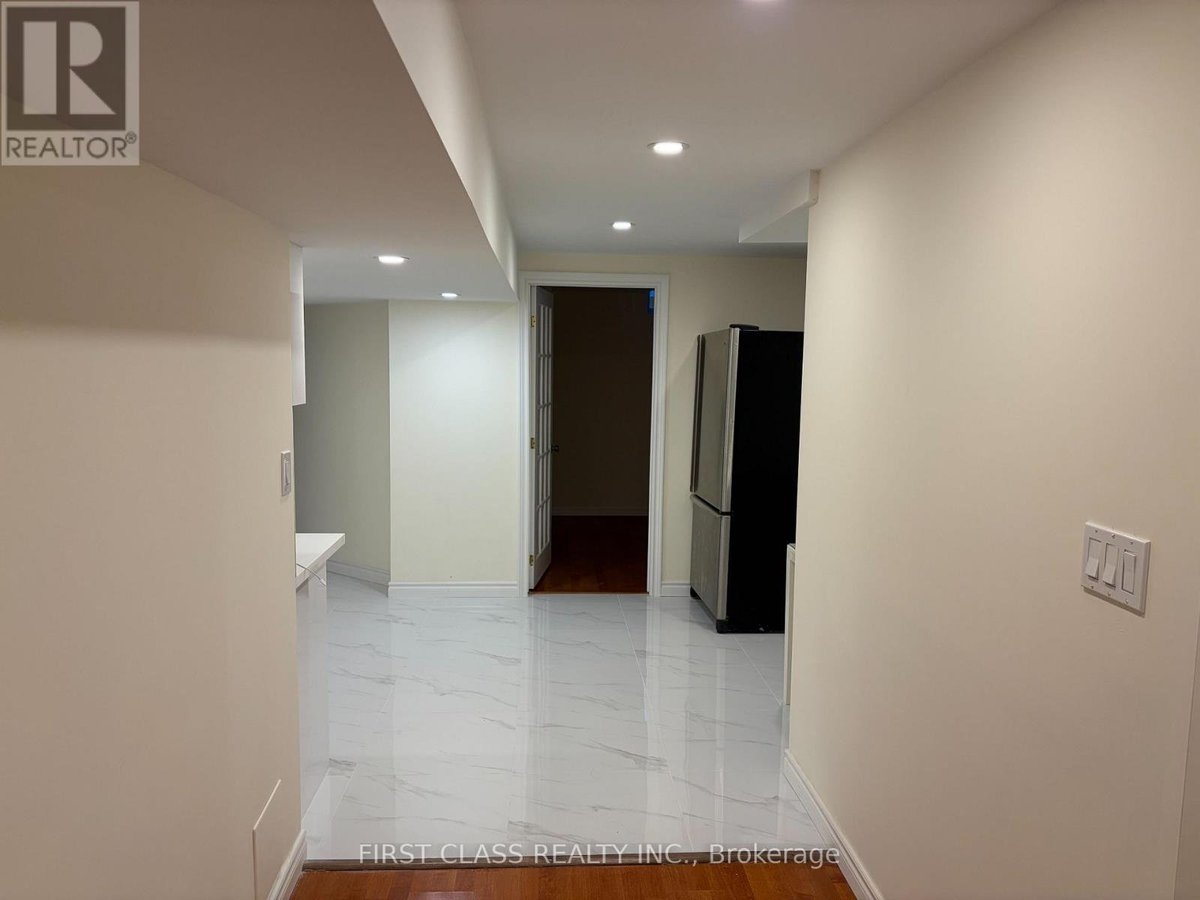 BSMNT - 157 GALBRAITH CRESCENT - Photo 3