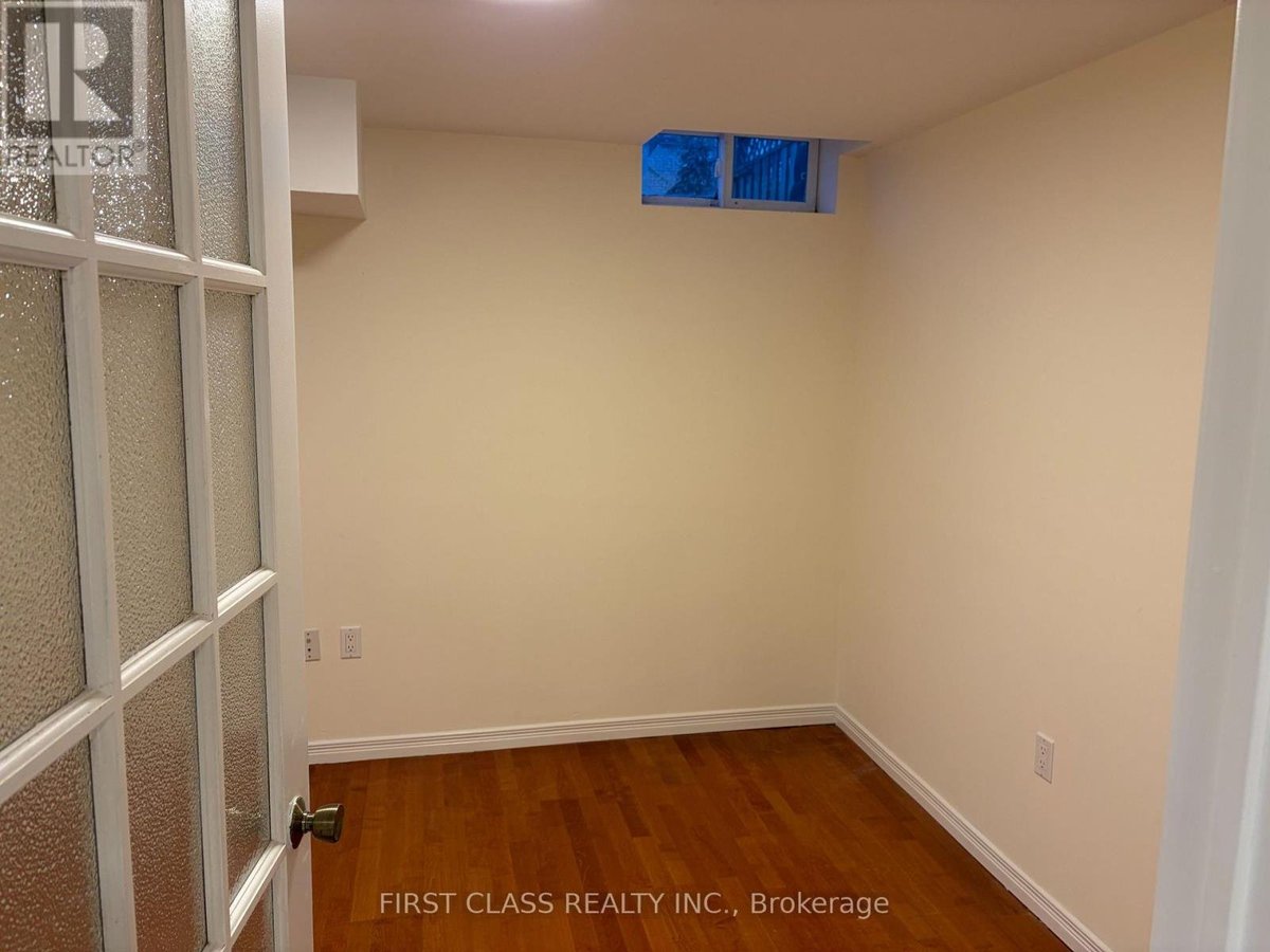 BSMNT - 157 GALBRAITH CRESCENT - Photo 5