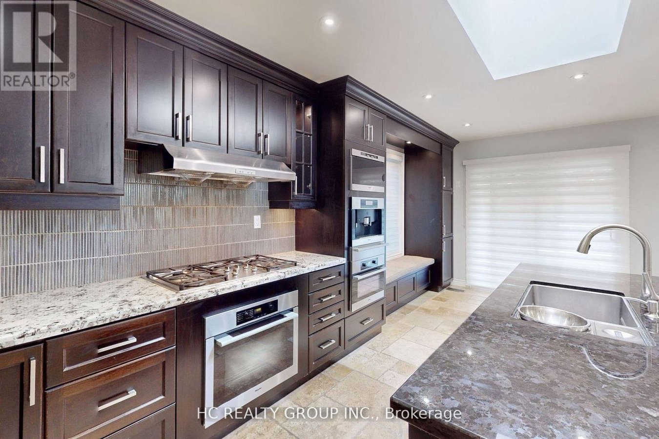 83 FAIRWAY HEIGHTS DRIVE - Photo 15
