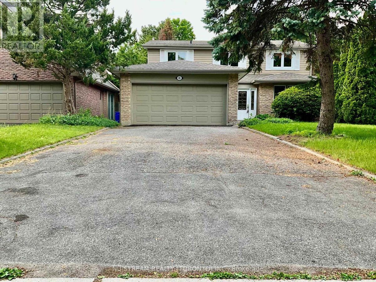 45 EMMELOORD CRESCENT - Photo 1