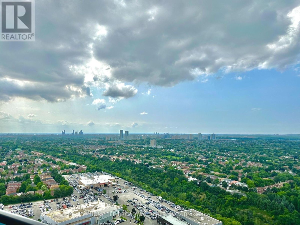 2833 - 7161 YONGE STREET - Photo 1