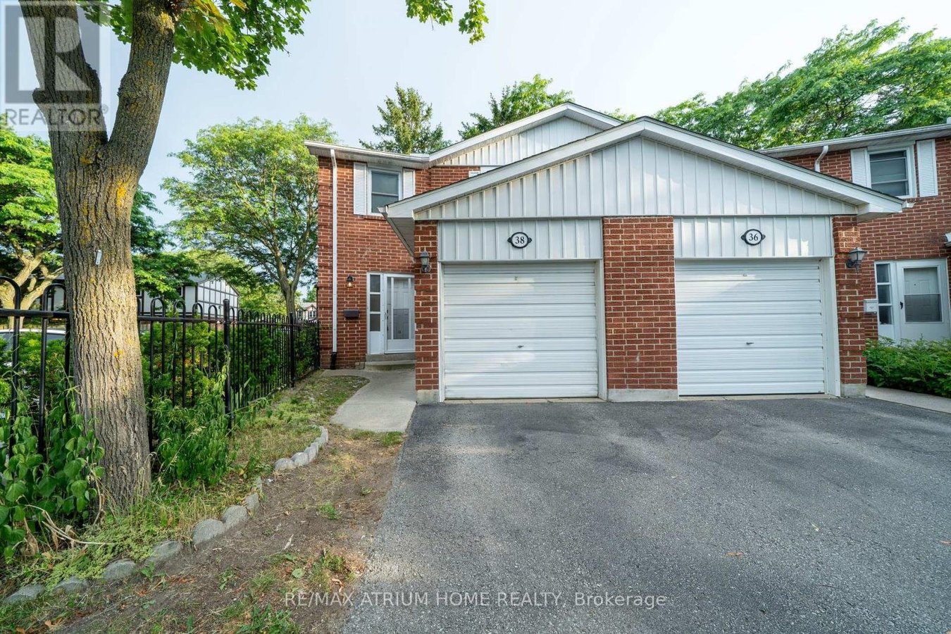 38 REITH WAY - Photo 1