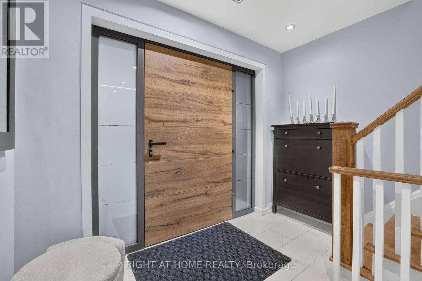 35 BRIGHTBAY CRESCENT - Photo 4
