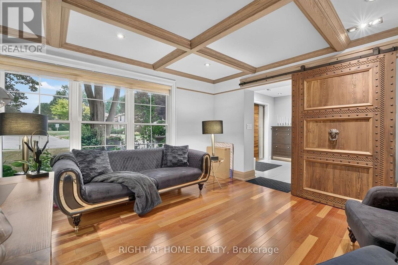 35 BRIGHTBAY CRESCENT - Photo 9