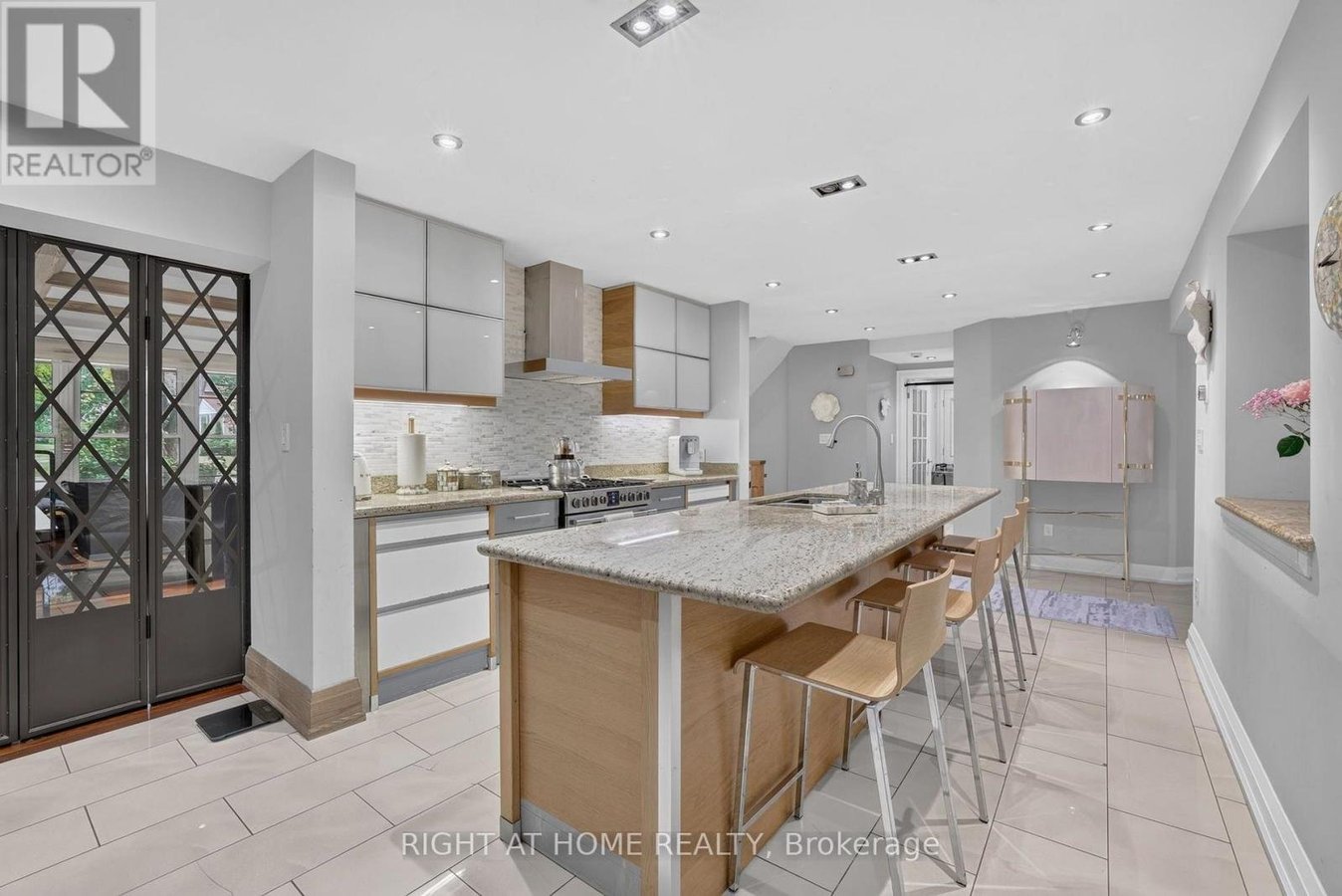 35 BRIGHTBAY CRESCENT - Photo 13