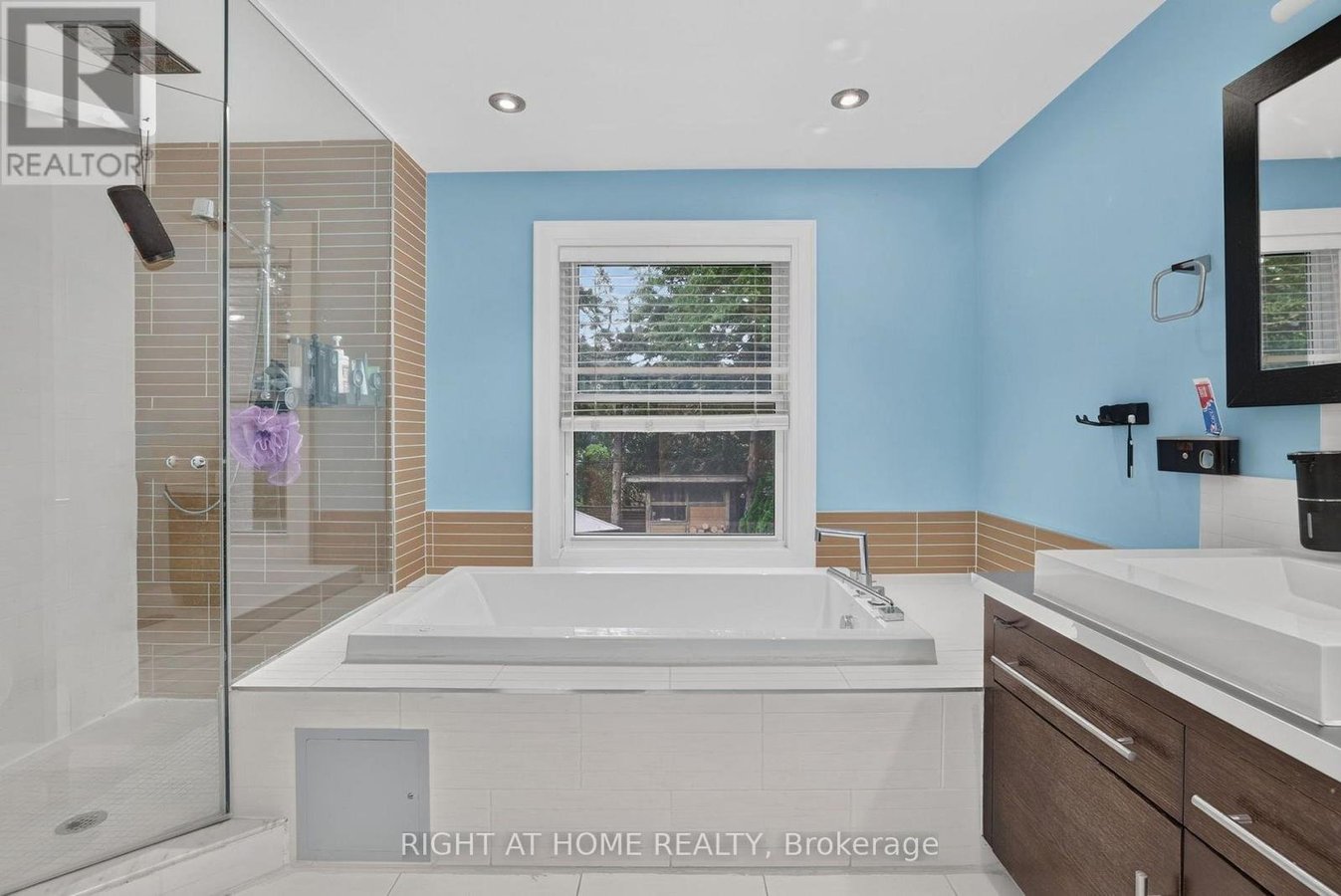 35 BRIGHTBAY CRESCENT - Photo 27