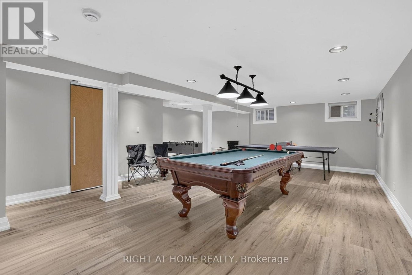 35 BRIGHTBAY CRESCENT - Photo 32