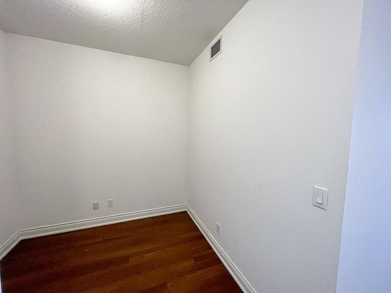99 South Town Centre Boulevard - Photo 30