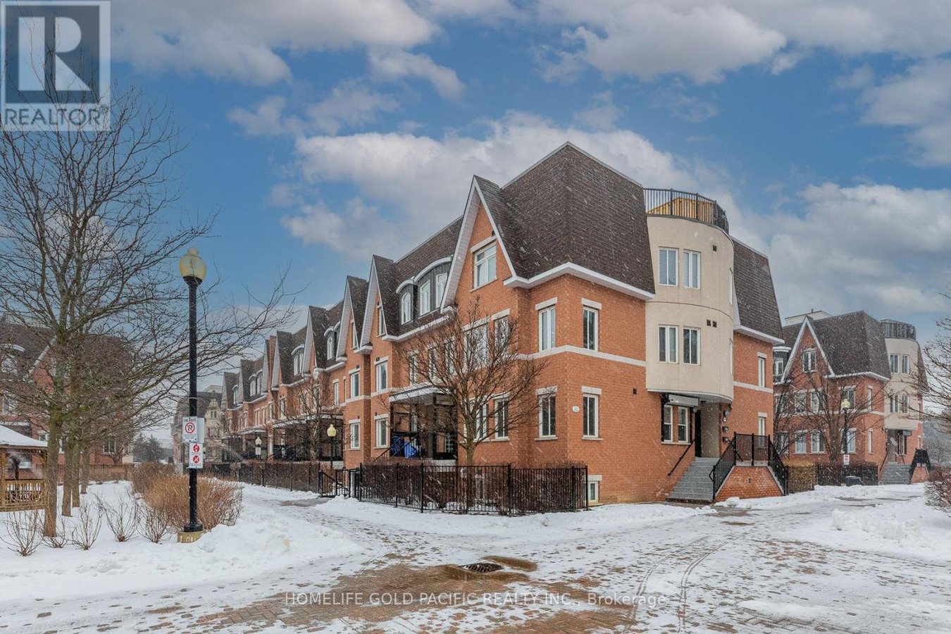 Markham 3 Bedroom Apartments Condos and Houses for Rent