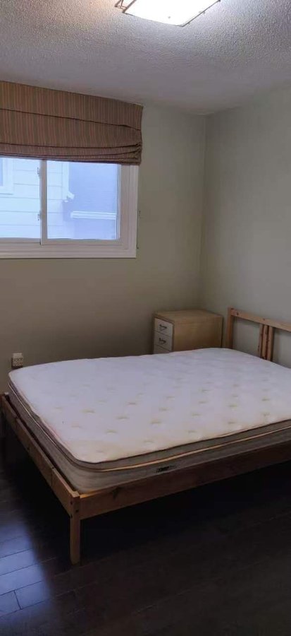106 Holm Crescent - Photo 3