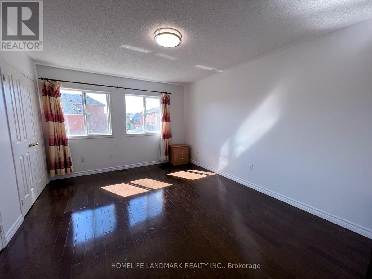 45 BUR OAK AVENUE - Photo 12