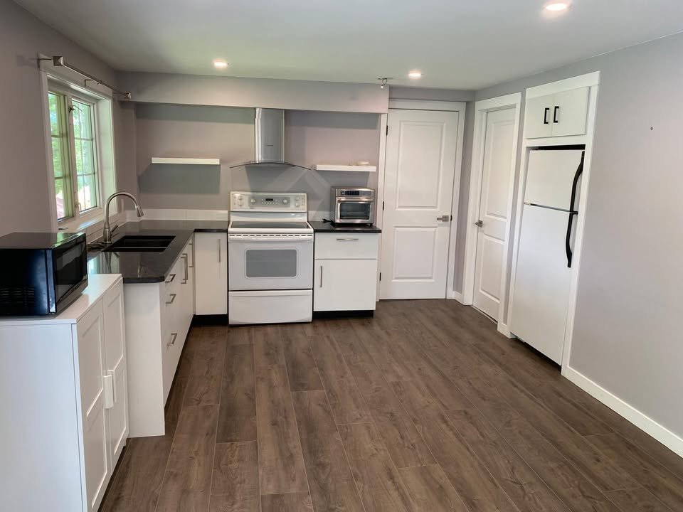 577 Lakeview Avenue - Photo 3
