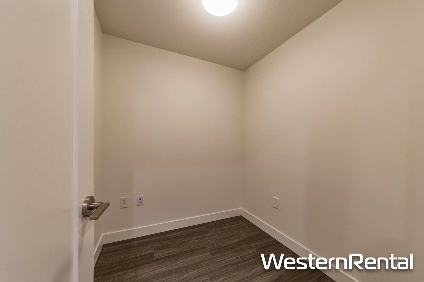 31900 Raven Avenue - Photo 4