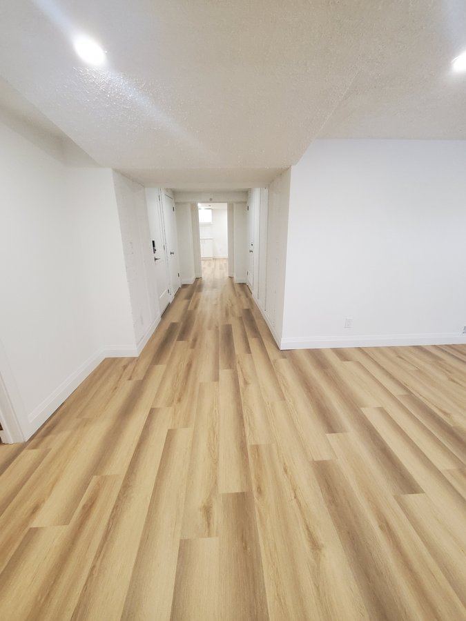 Queenston Drive - Photo 6