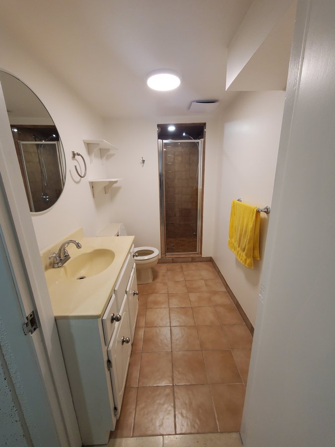 Queenston Drive - Photo 8