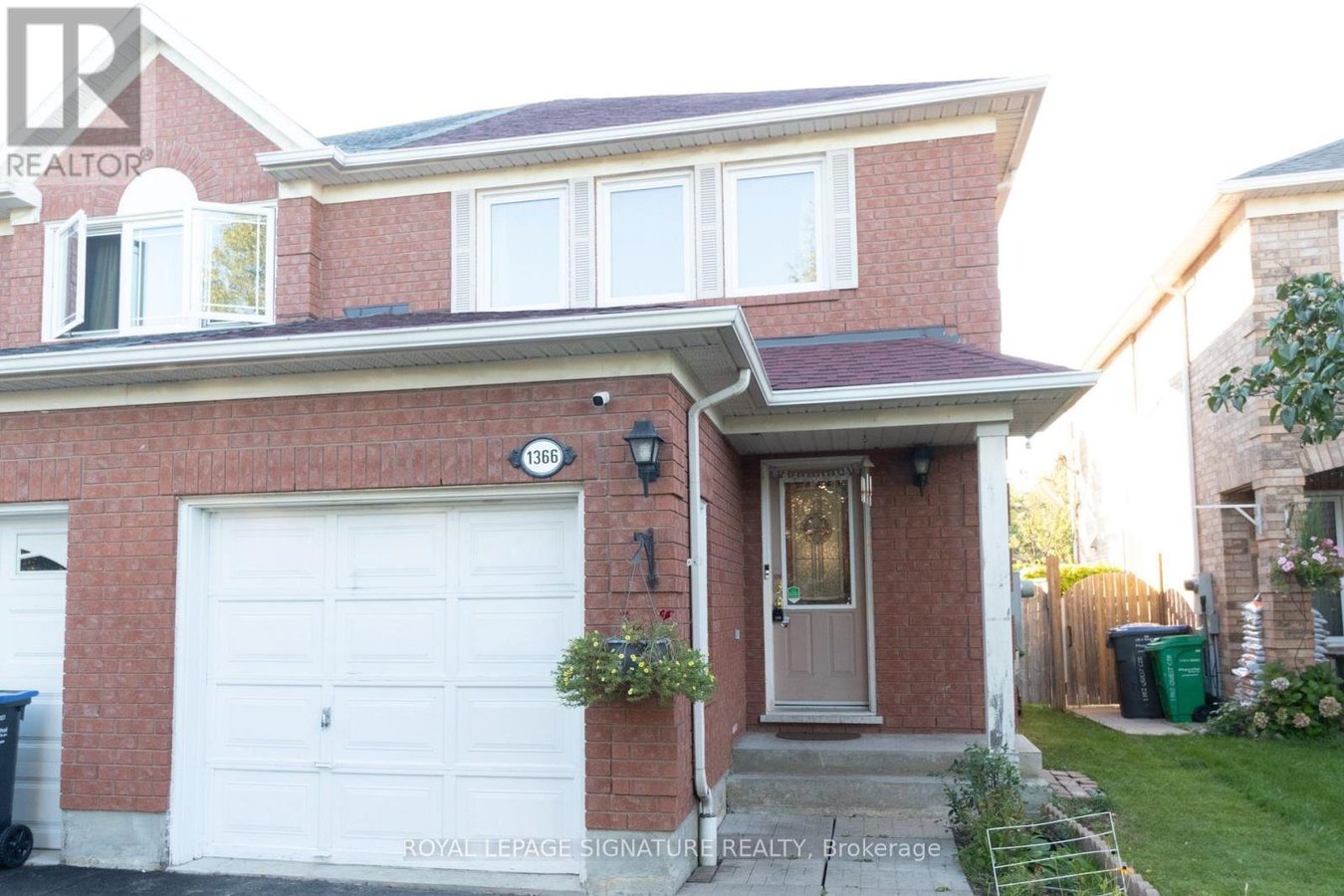 1366 QUEST CIRCLE - Photo 2
