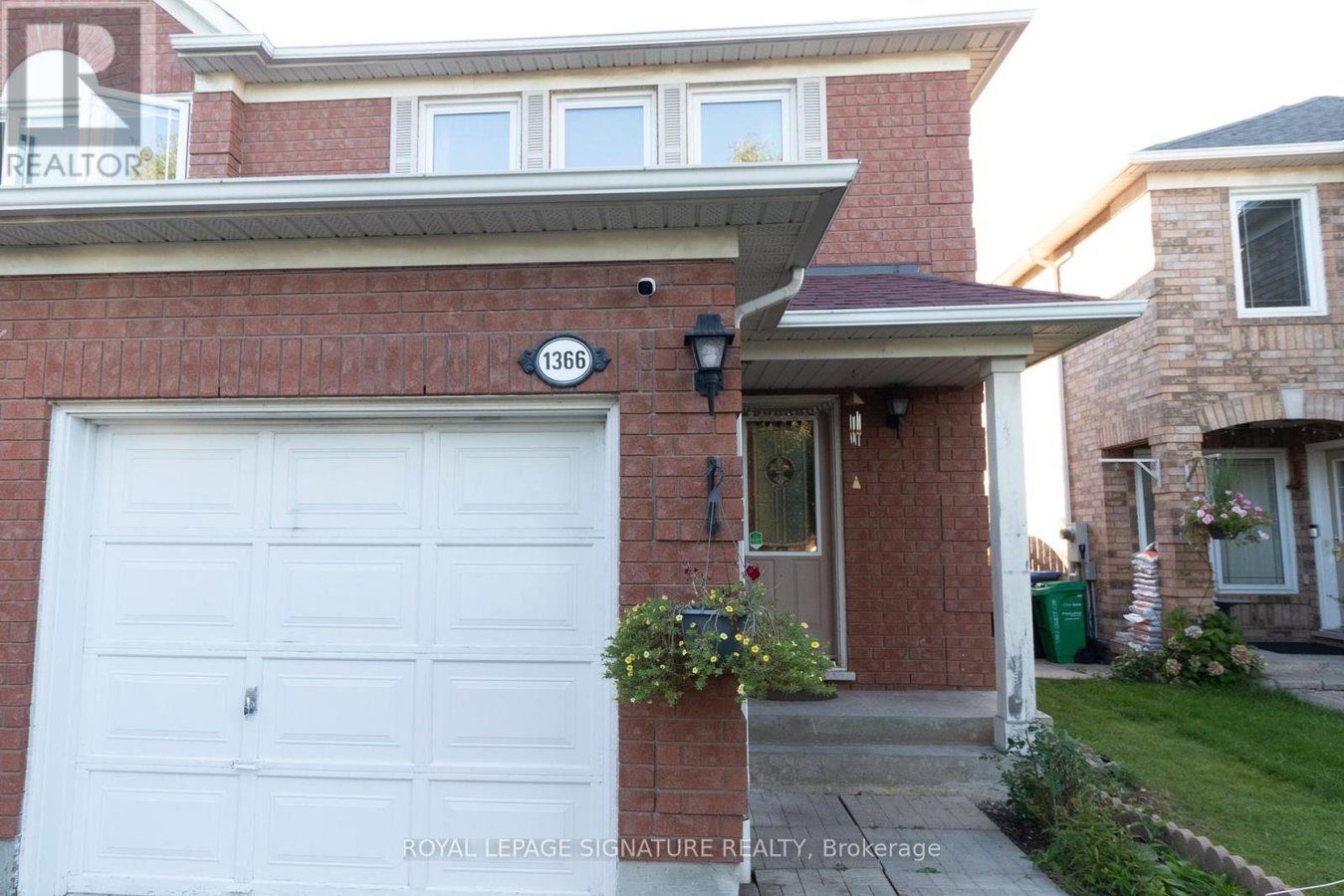 1366 QUEST CIRCLE - Photo 5