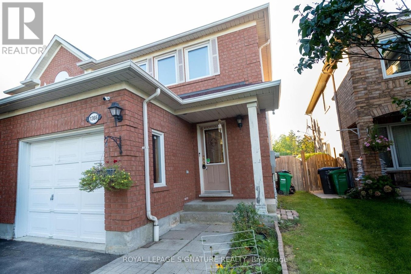 1366 QUEST CIRCLE - Photo 7