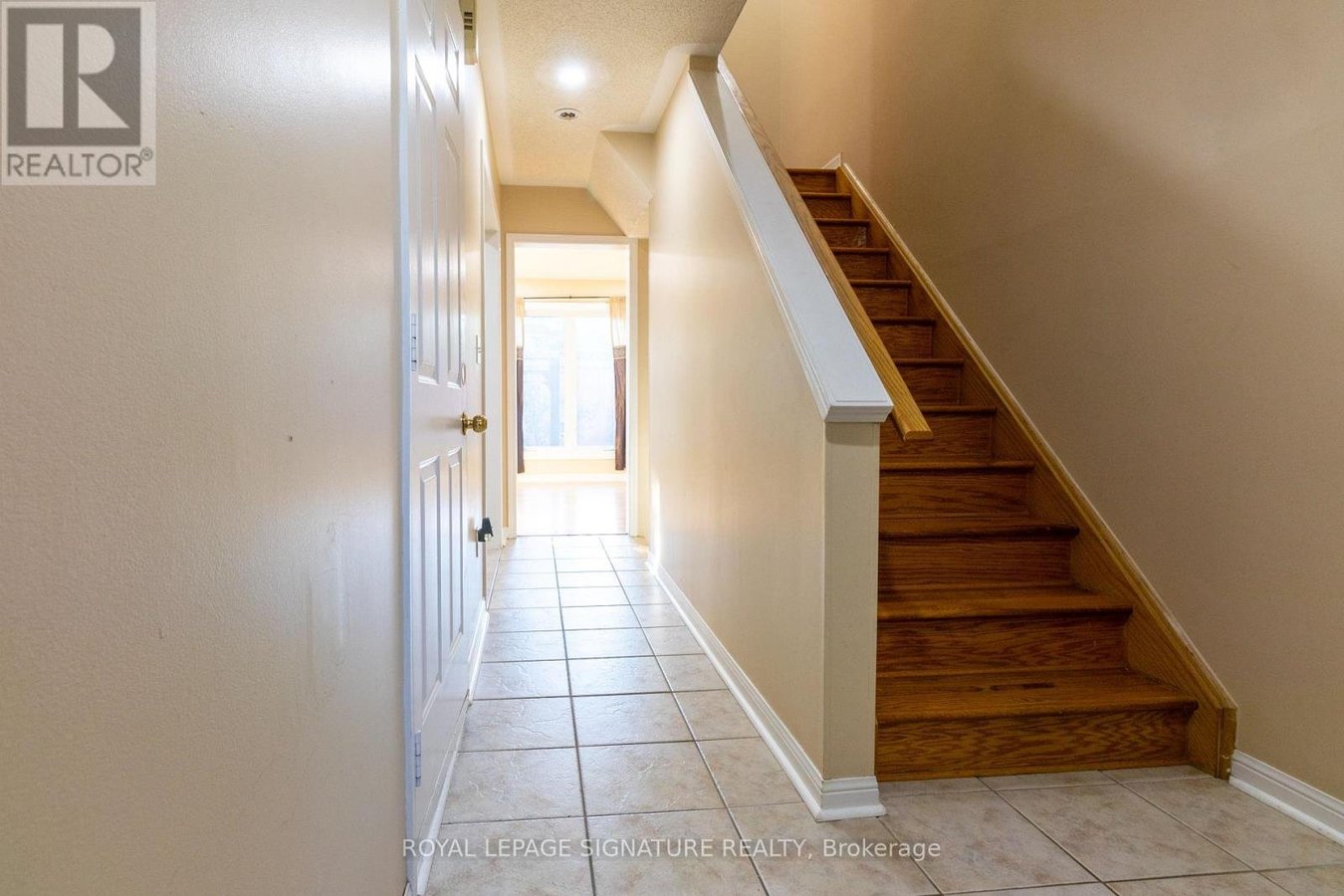 1366 QUEST CIRCLE - Photo 10