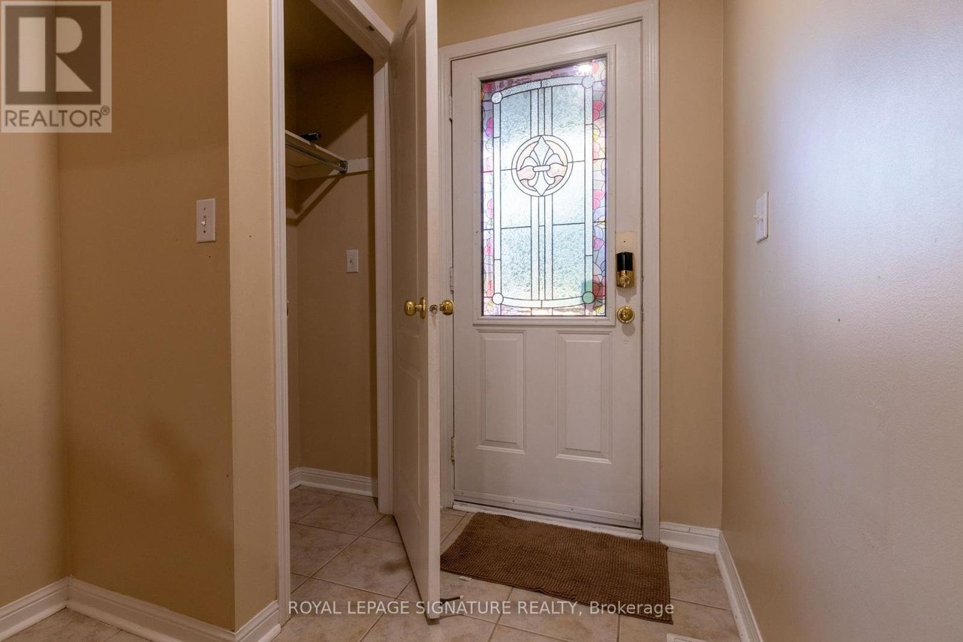 1366 QUEST CIRCLE - Photo 11