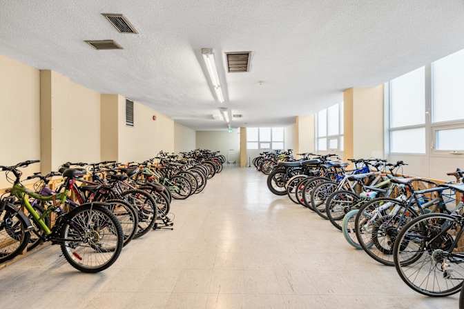 Confederation Parkway - Photo 2