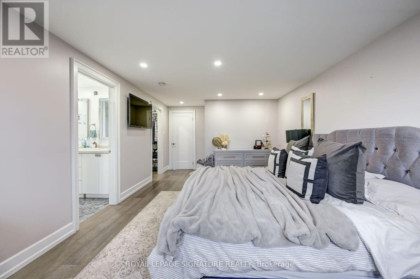 3035 SARACEN COURT - Photo 24
