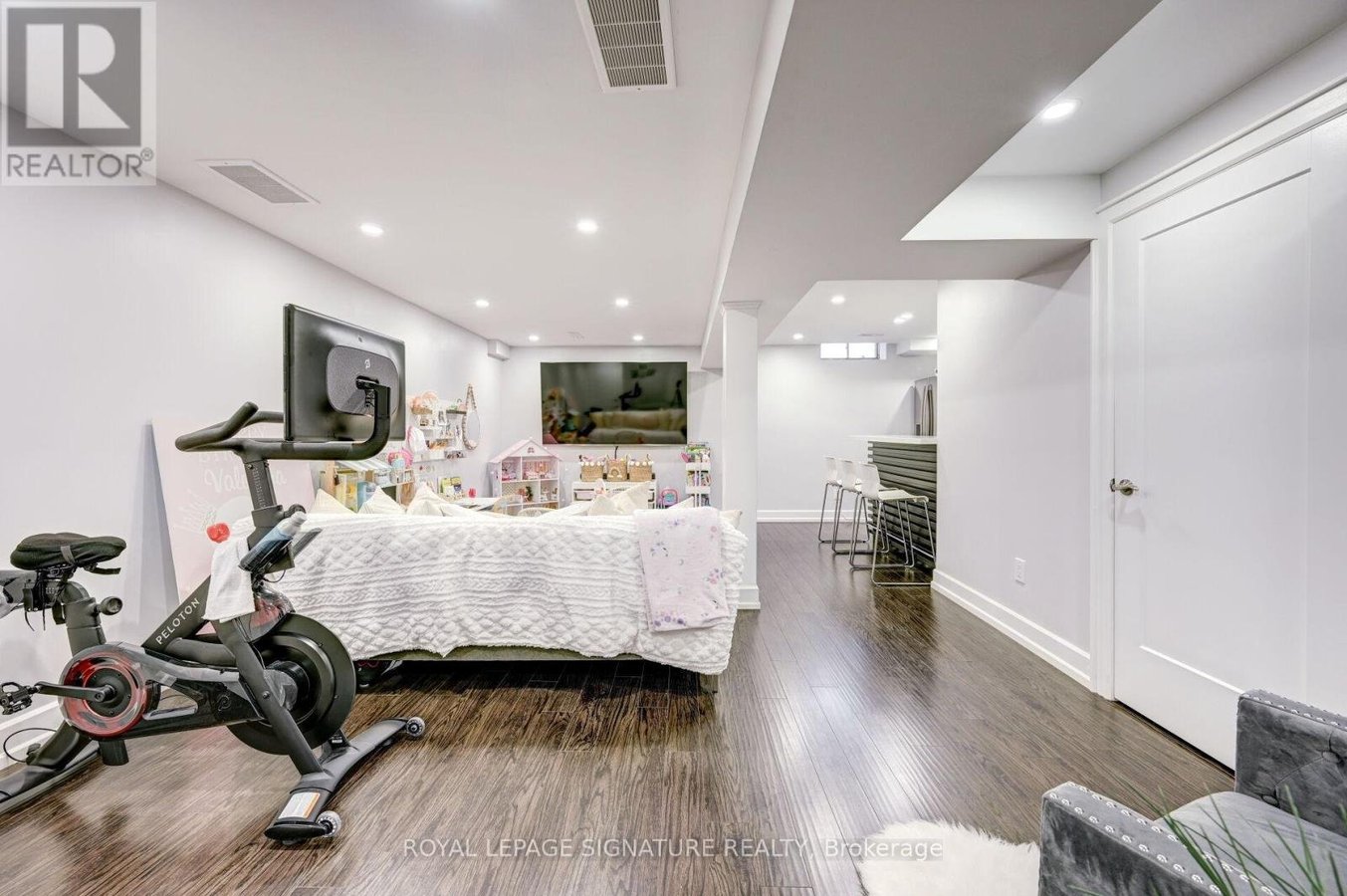 3035 SARACEN COURT - Photo 35