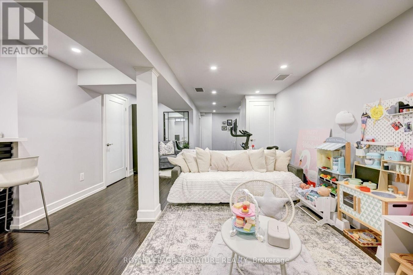 3035 SARACEN COURT - Photo 37