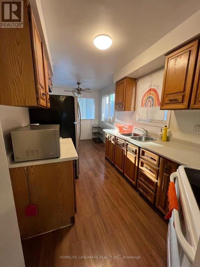 1016 LUCERNE CRESCENT - Photo 6