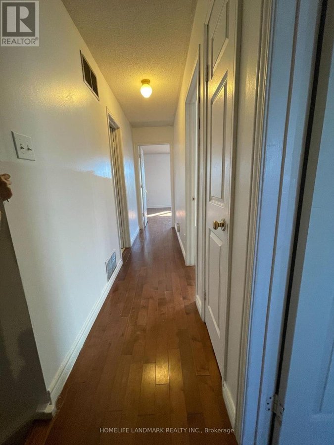 1016 LUCERNE CRESCENT - Photo 12