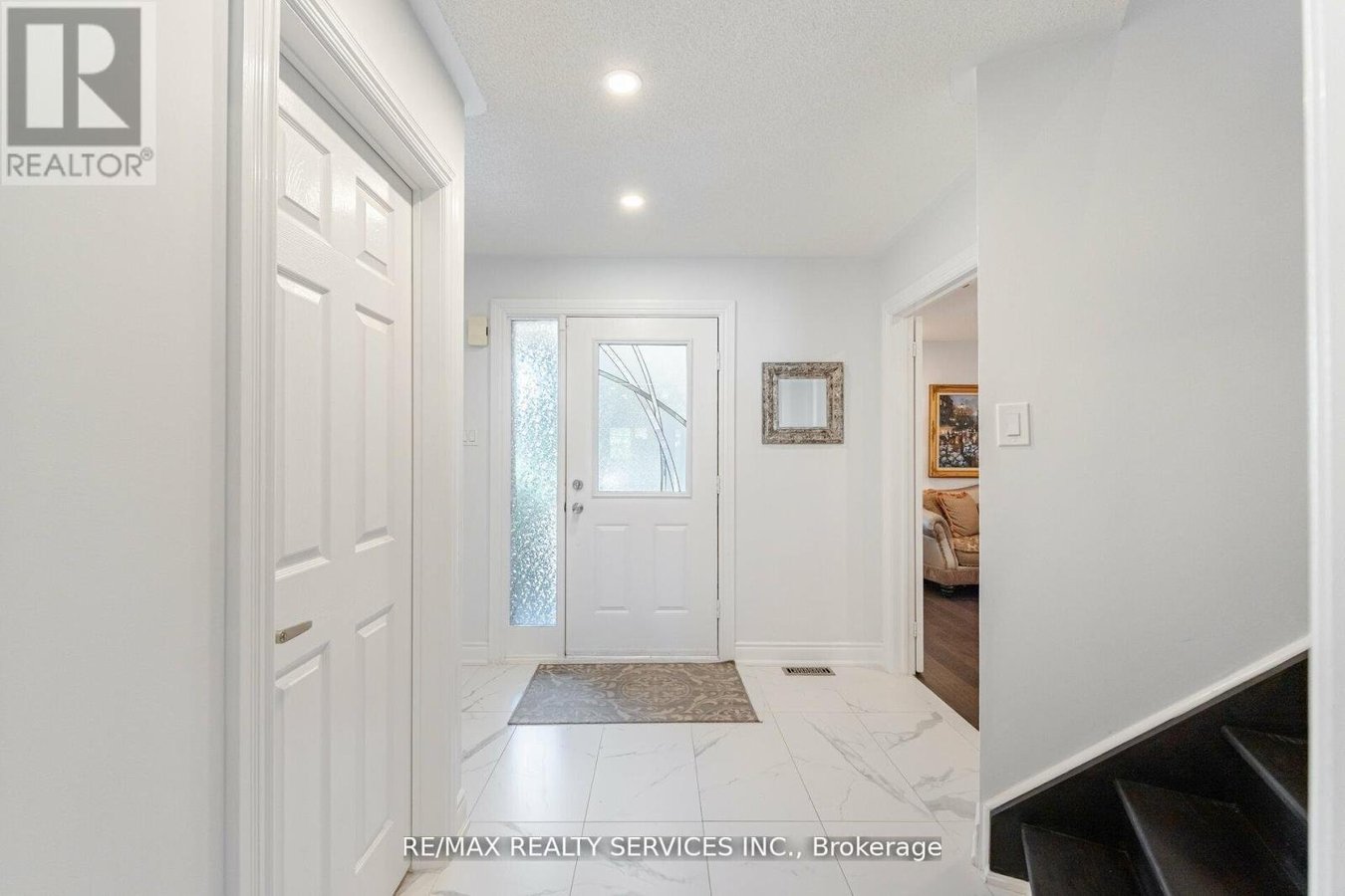 5749 GREENSBORO DRIVE - Photo 5