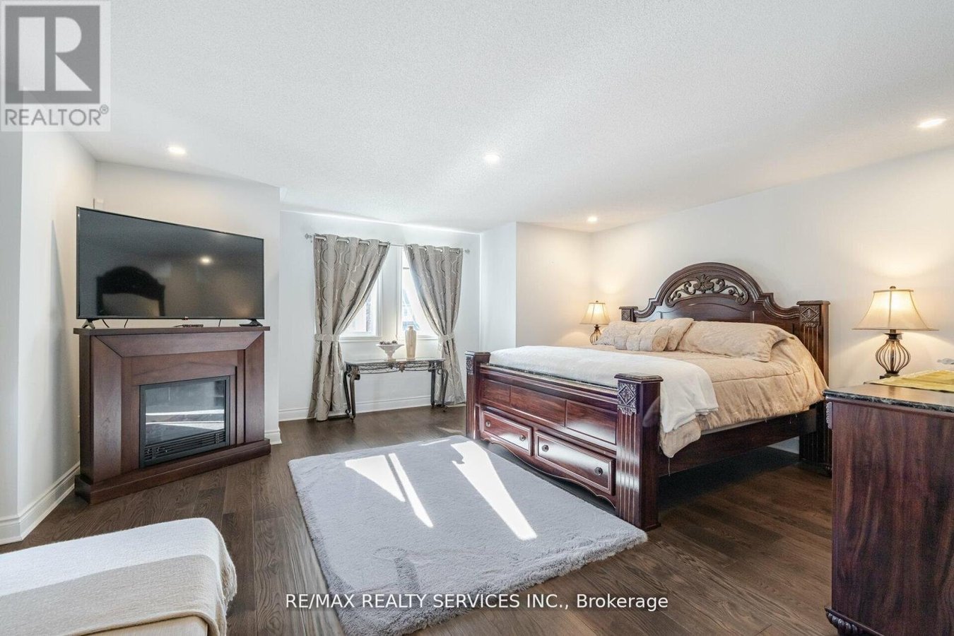 5749 GREENSBORO DRIVE - Photo 16