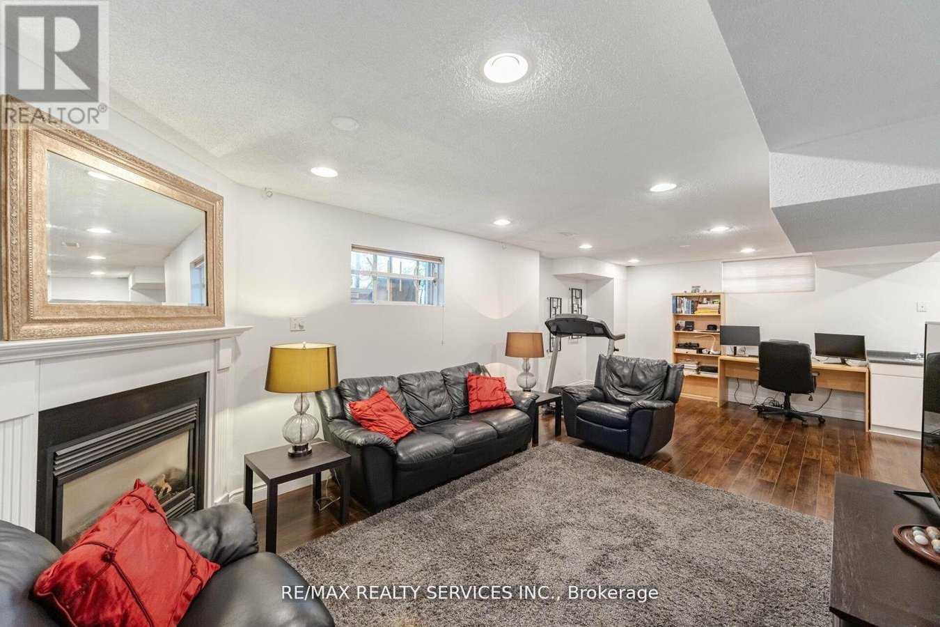 5749 GREENSBORO DRIVE - Photo 38