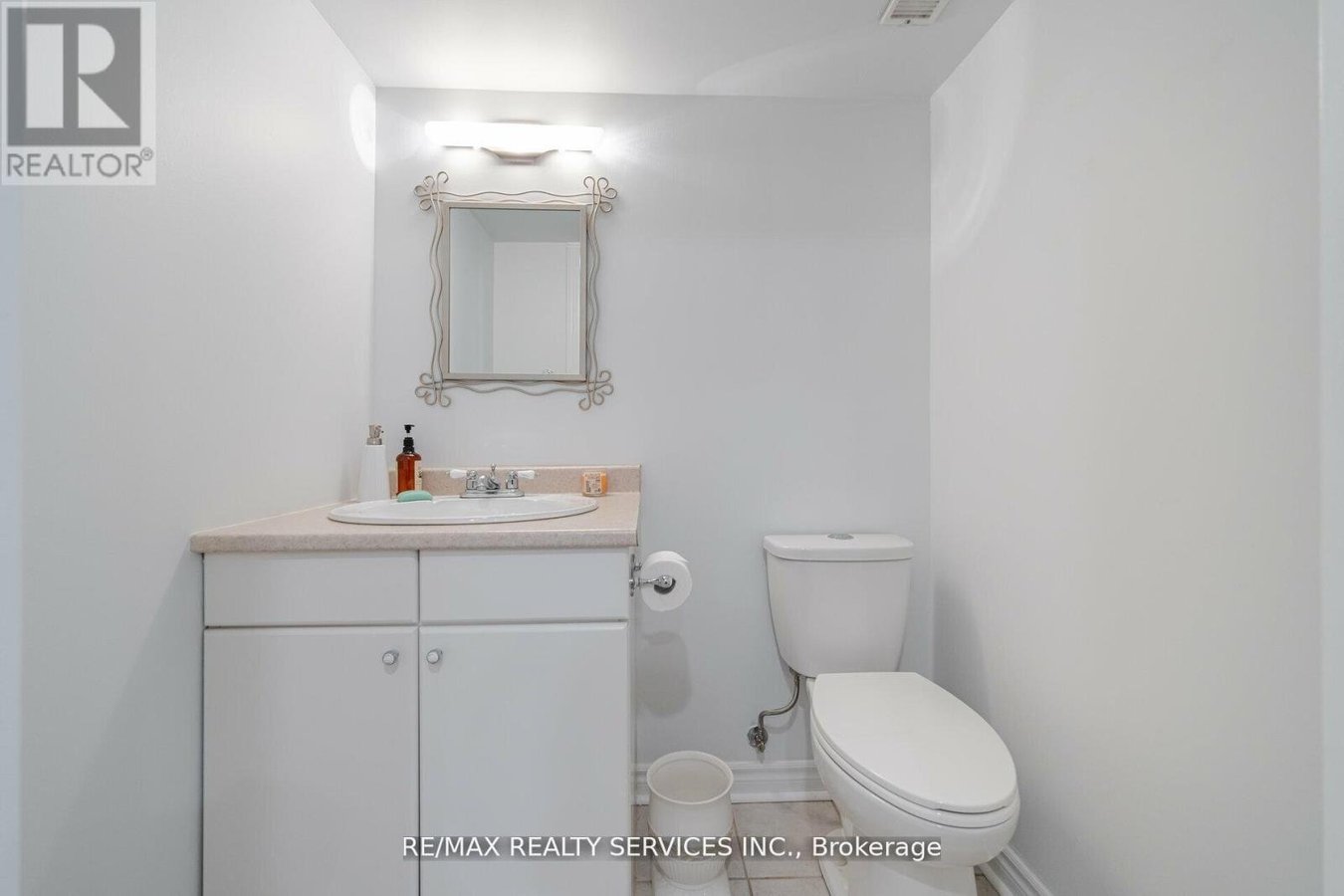 5749 GREENSBORO DRIVE - Photo 39