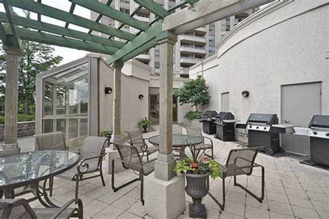 Kingsbridge Garden Circle - Photo 3