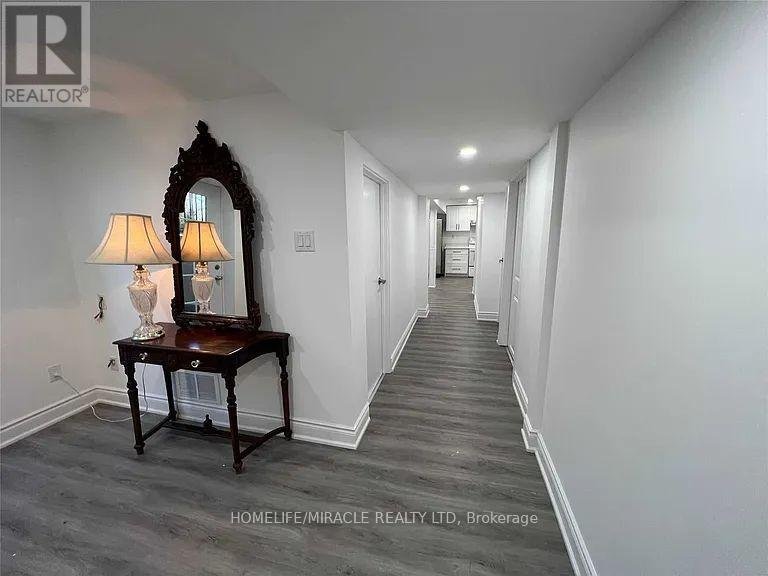 3371 SCHOMBERG AVENUE - Photo 7
