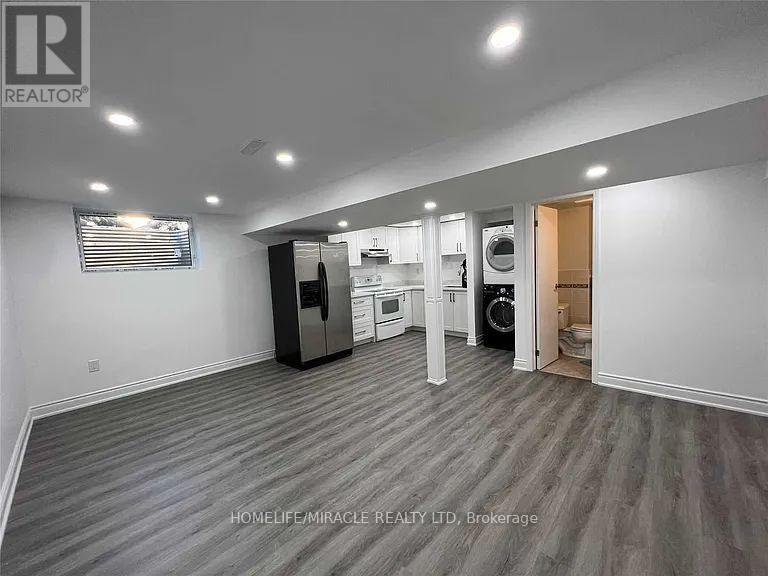 3371 SCHOMBERG AVENUE - Photo 8