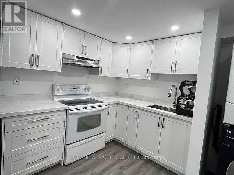 3371 SCHOMBERG AVENUE - Photo 10