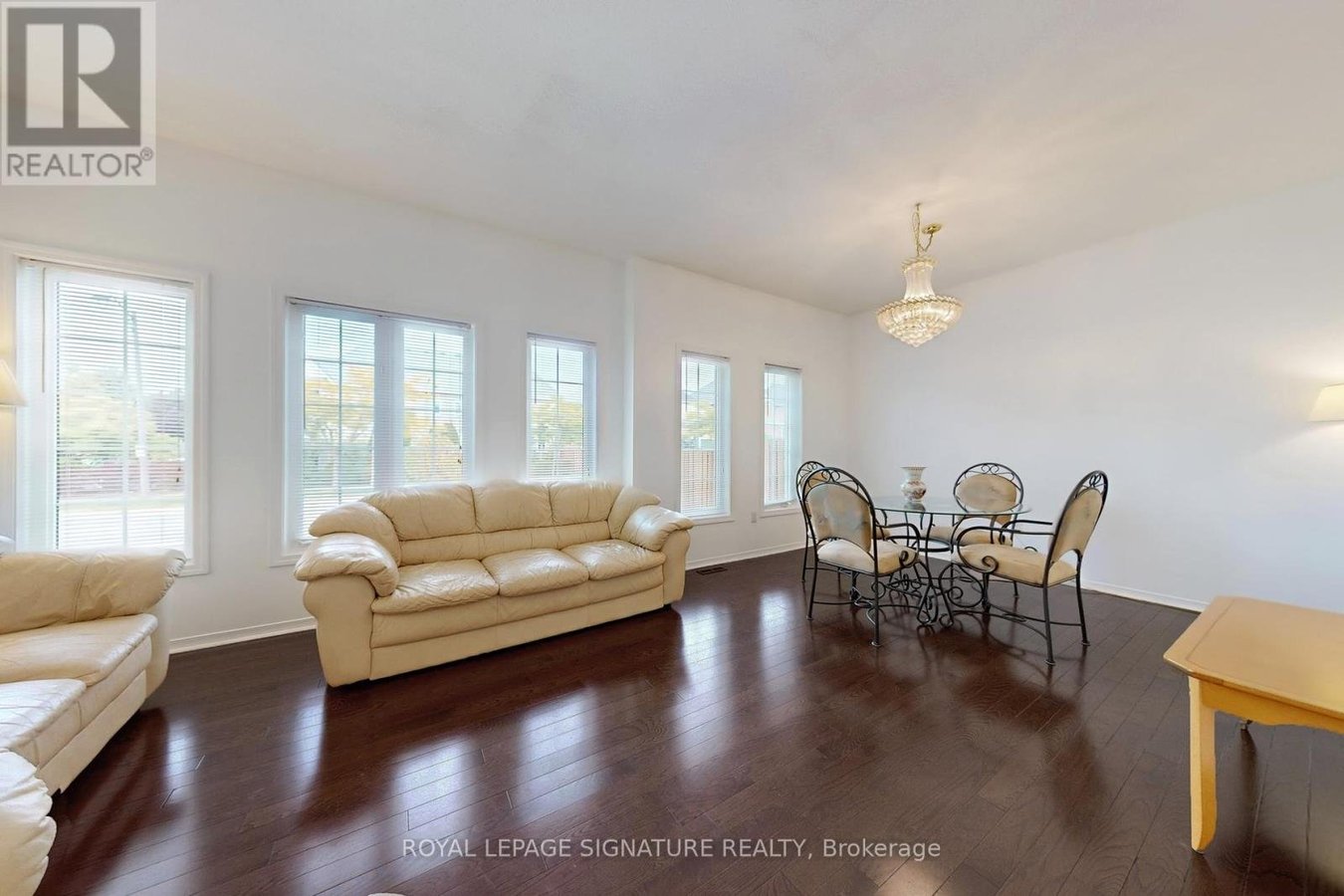 6509 VALIANT HEIGHTS - Photo 4