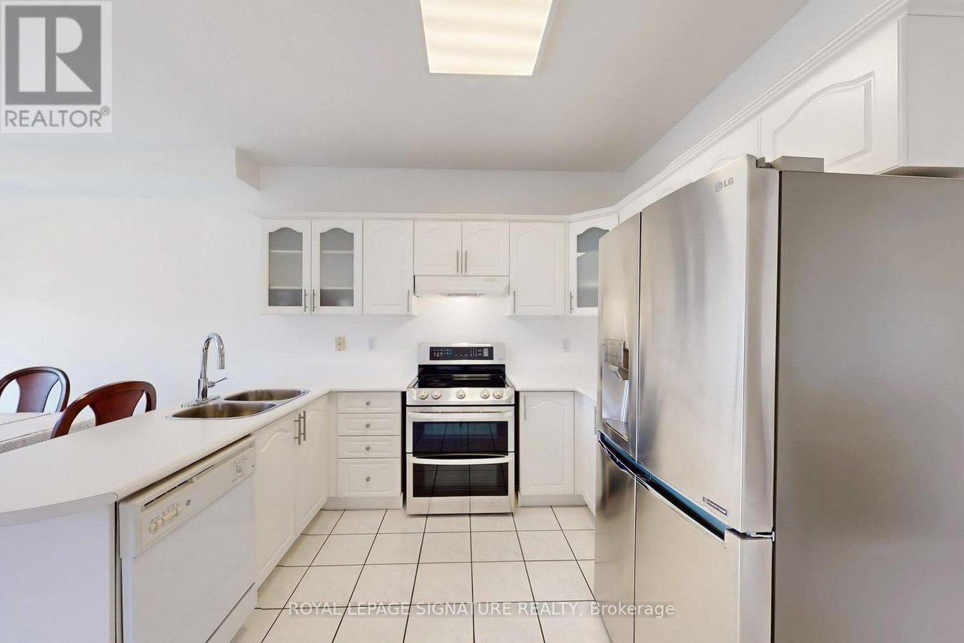 6509 VALIANT HEIGHTS - Photo 12