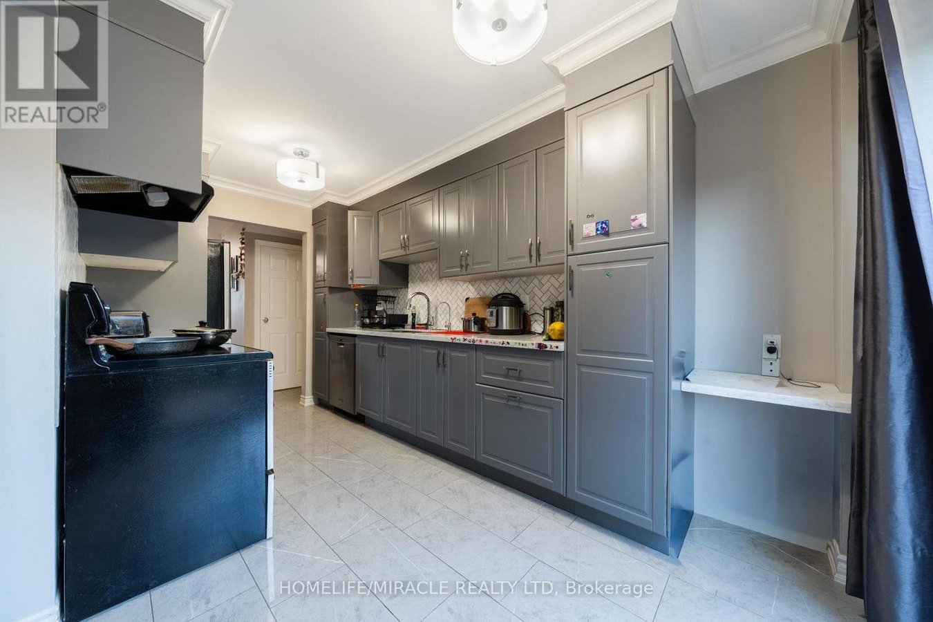 613 GALLOWAY CRESCENT - Photo 11