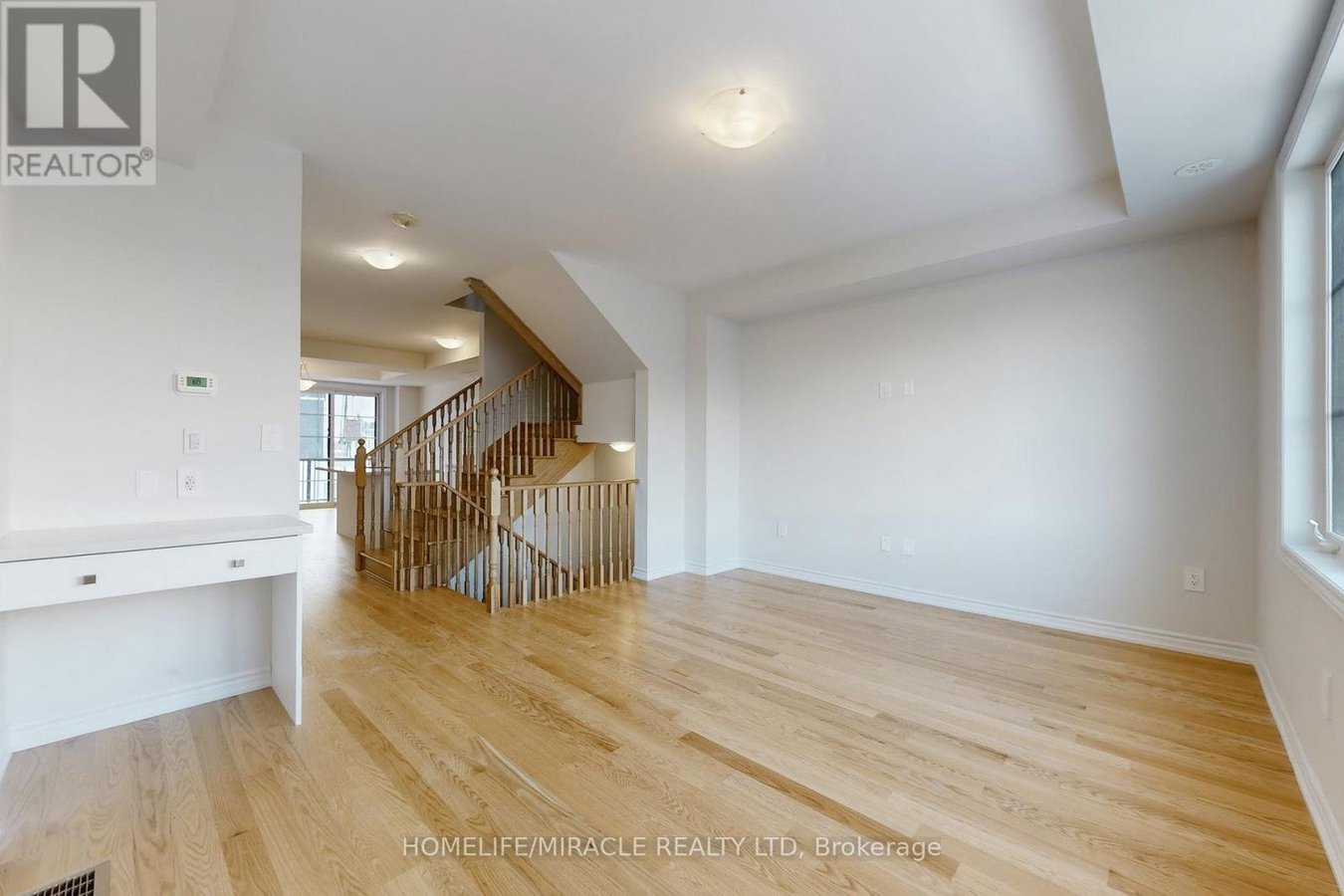 5911 SAIGON STREET E - Photo 4