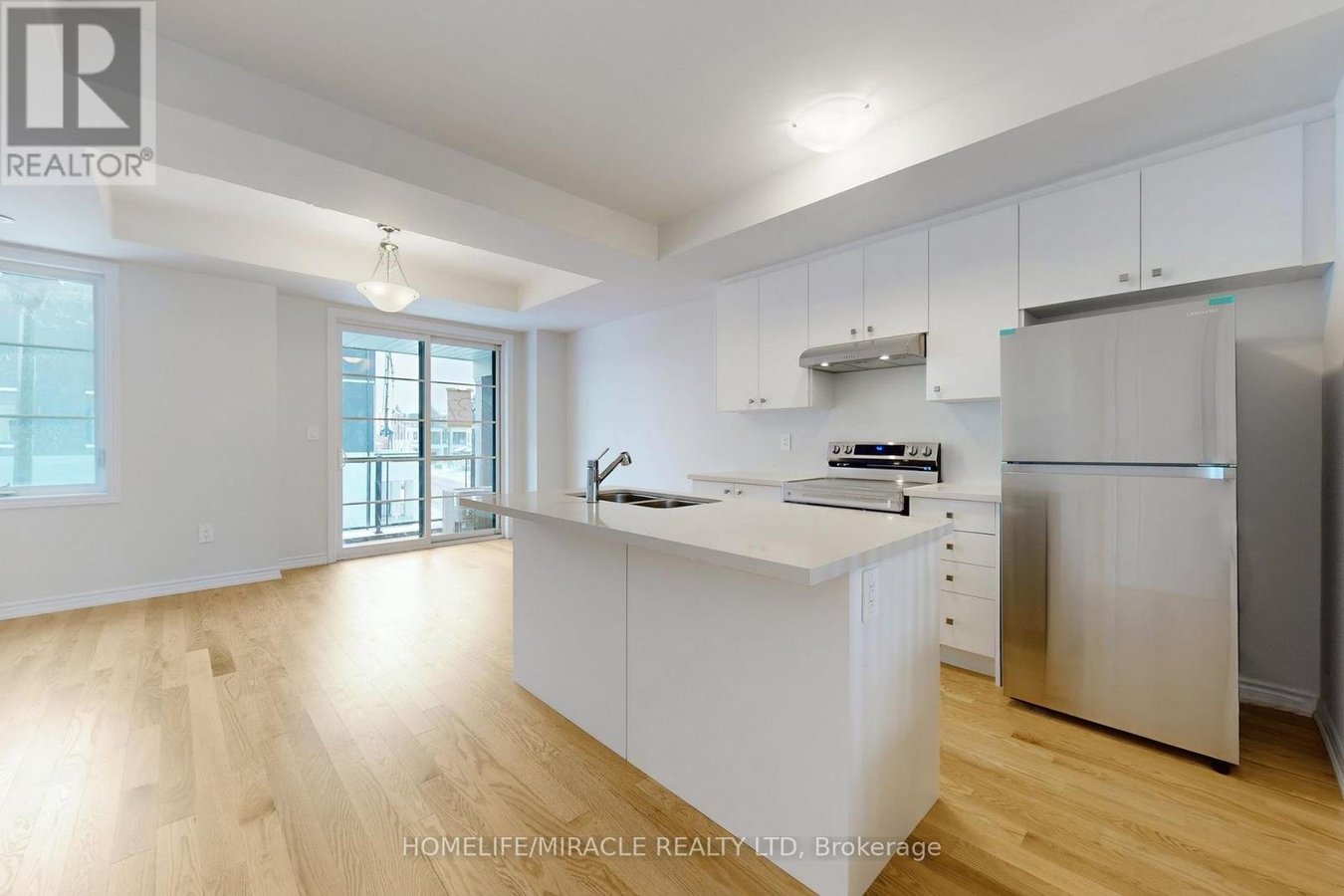 5911 SAIGON STREET E - Photo 8