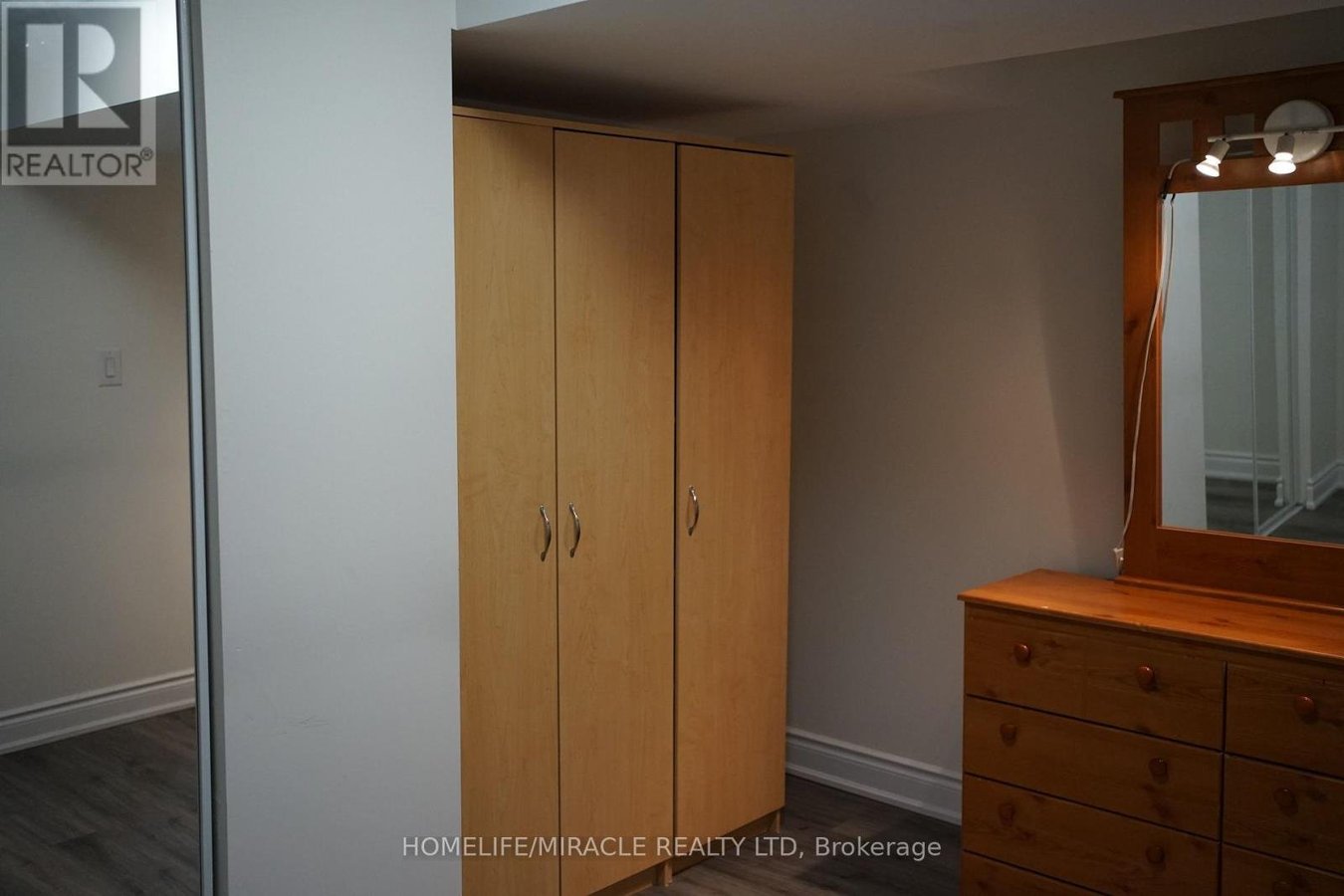 LOWER - 5278 ASTWELL AVENUE - Photo 9