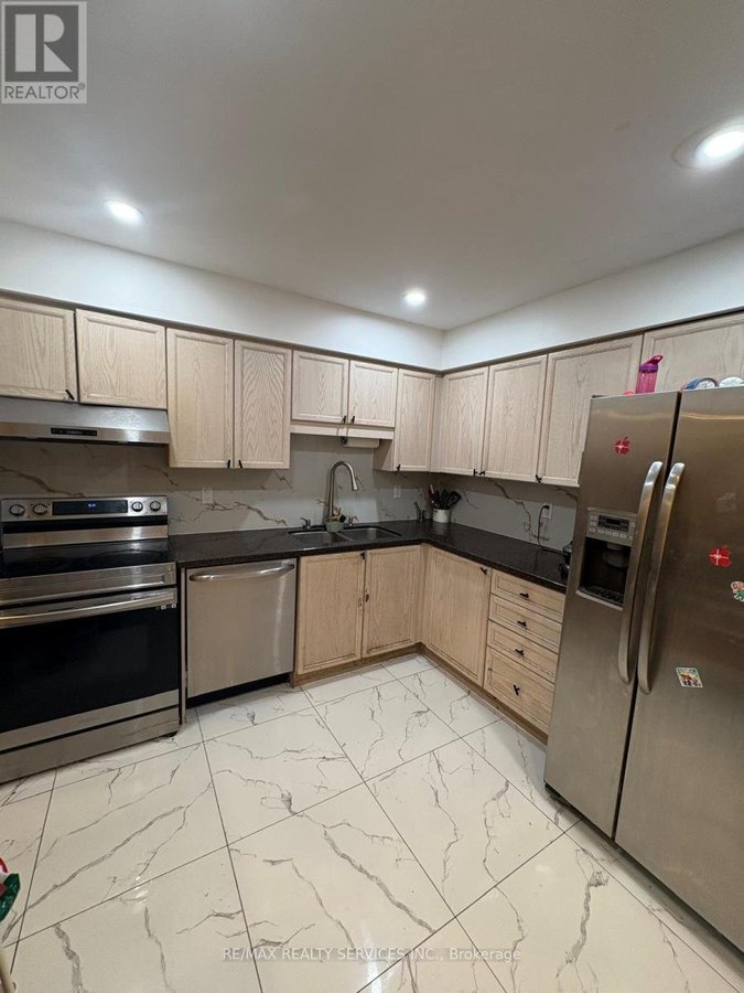1440 QUEST CIRCLE - Photo 3