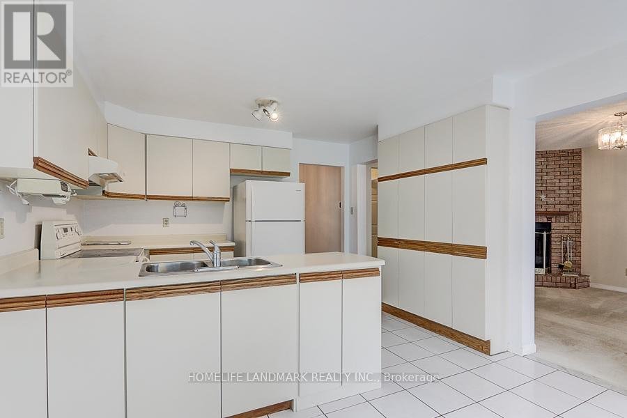3586 ITALIA CRESCENT - Photo 17