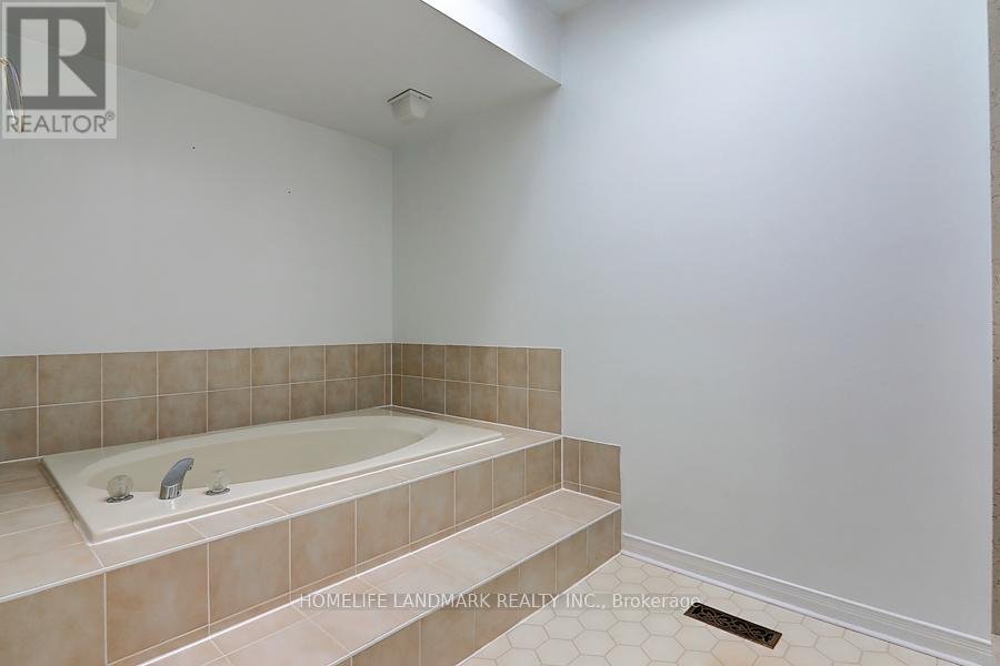 3586 ITALIA CRESCENT - Photo 24
